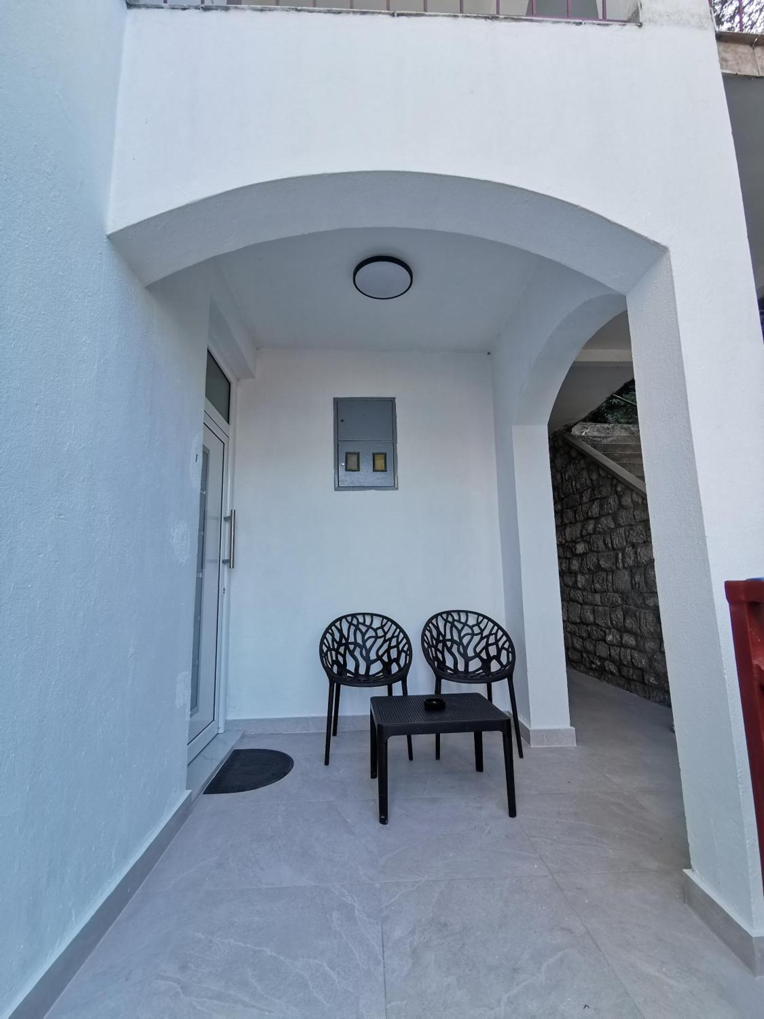 Maric Apartments Njivice Herceg Novi Exterior photo